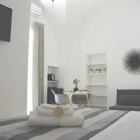 Vieste Suite בית הארחה