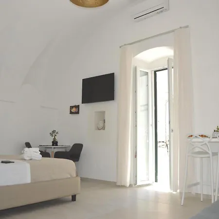 Vieste Suite 3*