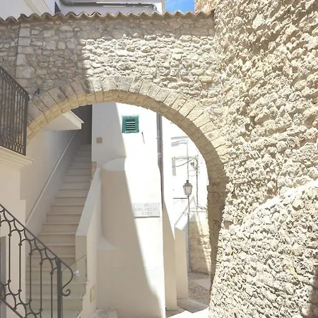 Vieste Suite 3*